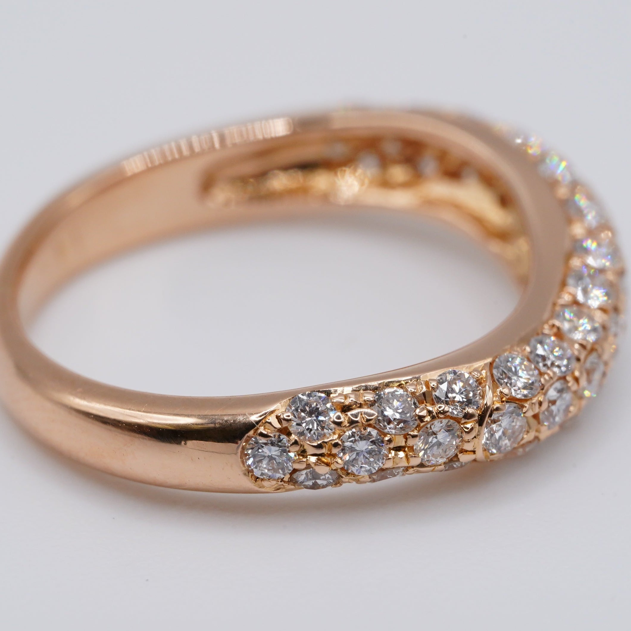 中古】K18 天然ダイヤモンド パヴェリング 0.686ct ウェーブデザイン
