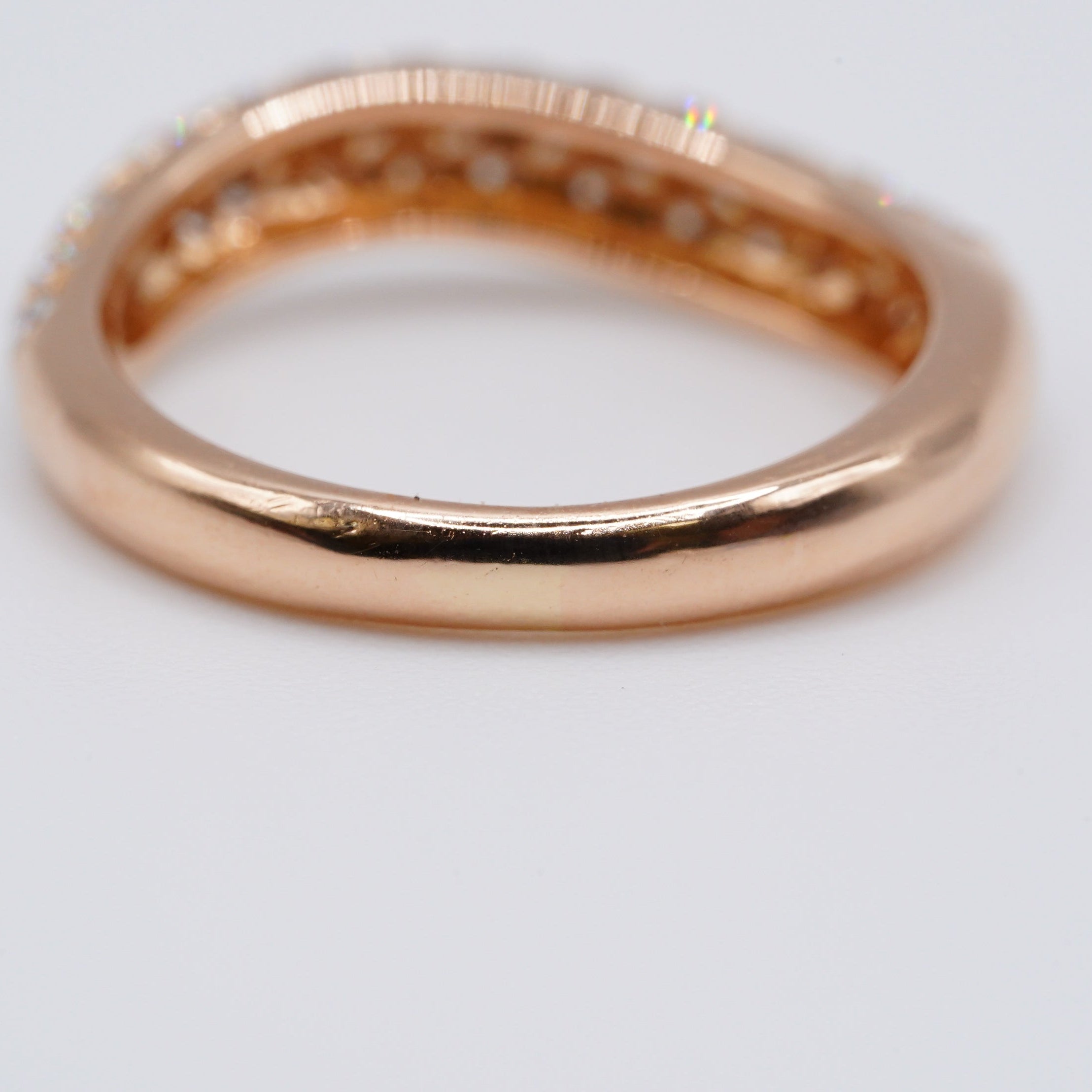 中古】K18 天然ダイヤモンド パヴェリング 0.686ct ウェーブデザイン